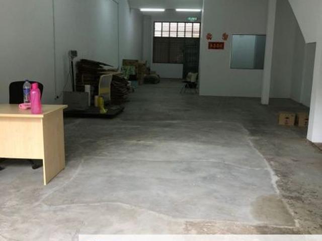 Shop for rent in Petaling, Alam Impian