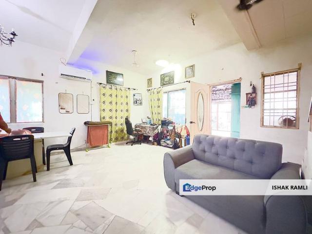 House for sale in Petaling, Alam Impian
