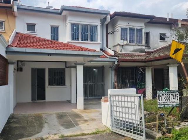 Terraced House for sale