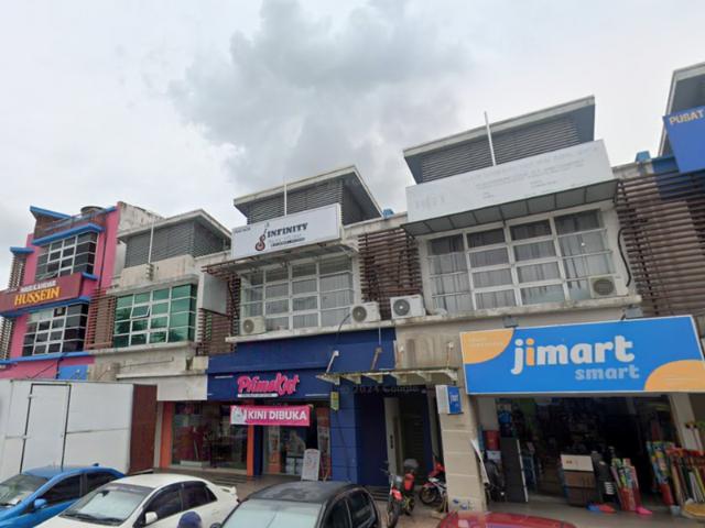 Shop for rent in Petaling, Alam Impian
