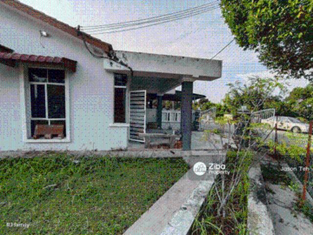 House for rent in Malaka