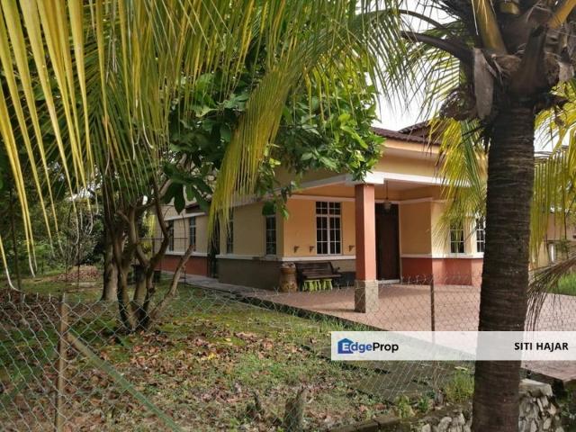 House for sale in Sendayan Village, Negeri Sembilan