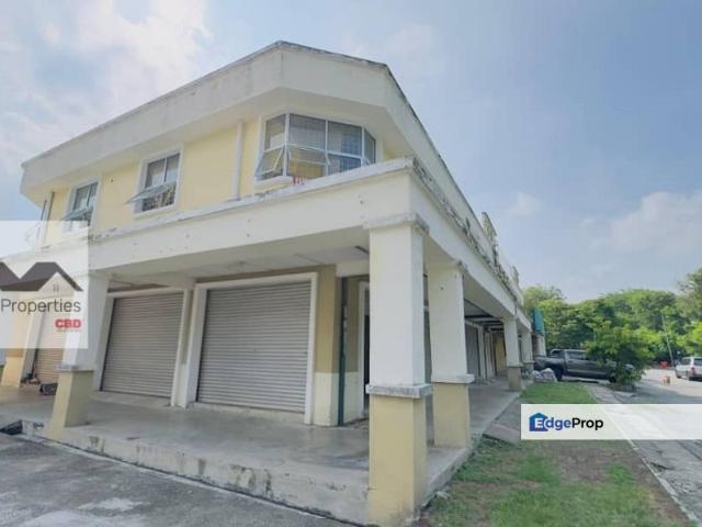 Warehouse for rent in Sendayan Village, Negeri Sembilan