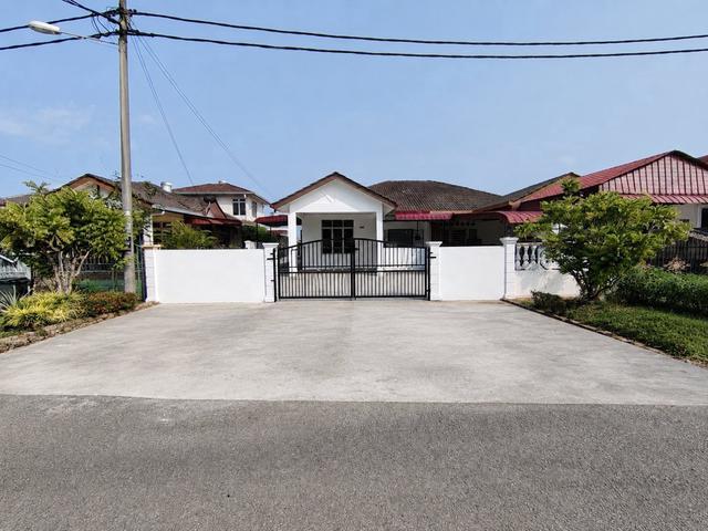 Residential House for sale in Sendayan Village, Negeri Sembilan