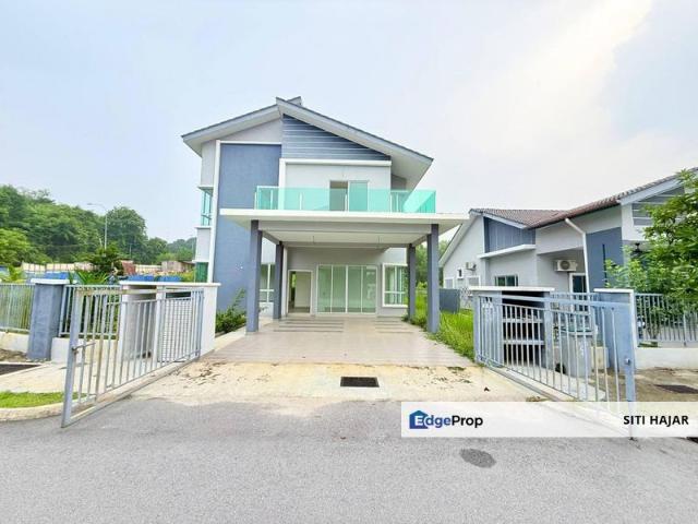 House for sale in Taman Bukti Setia, Seremban