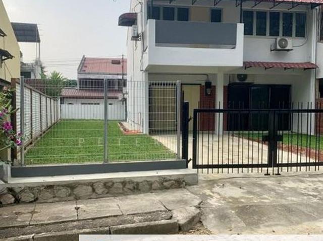 House for rent in Taman Dawn, Seremban
