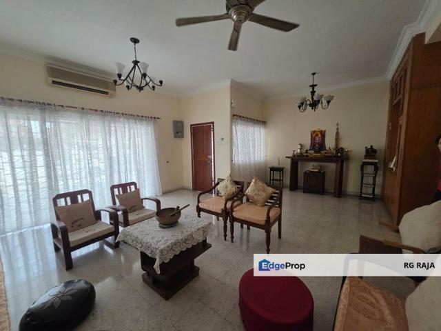 House for sale in Country Heights Damansara, Kuala Lumpur