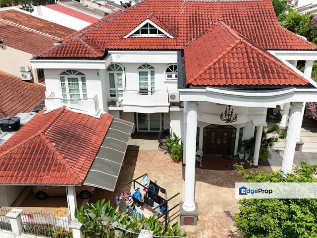 House for sale in Country Heights Damansara, Kuala Lumpur