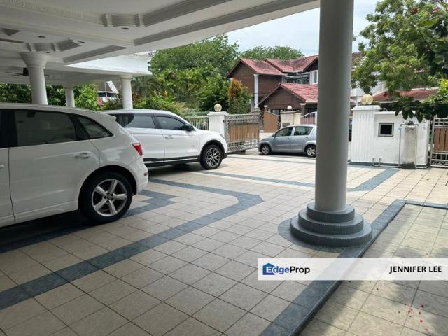 House for sale in Country Heights Damansara, Kuala Lumpur