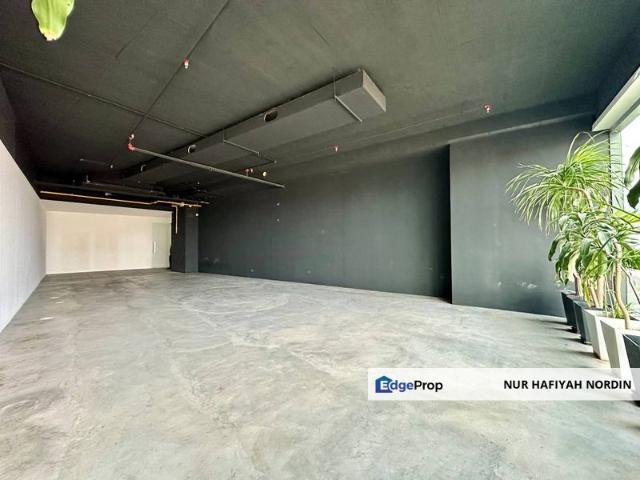 Shop for rent in Kuala Lumpur, Country Heights Damansara