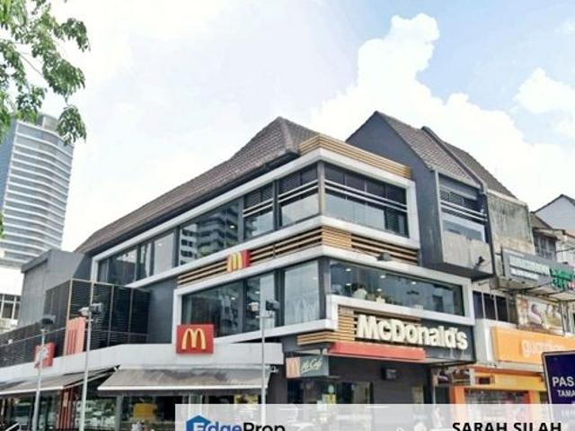 Shop for rent in Country Heights Damansara, Kuala Lumpur
