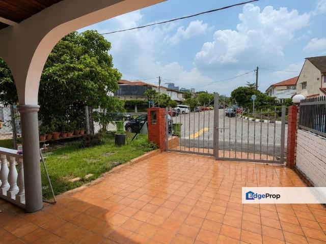 House for sale in Country Heights Damansara, Kuala Lumpur