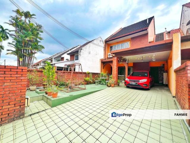 House for sale in Country Heights Damansara, Kuala Lumpur