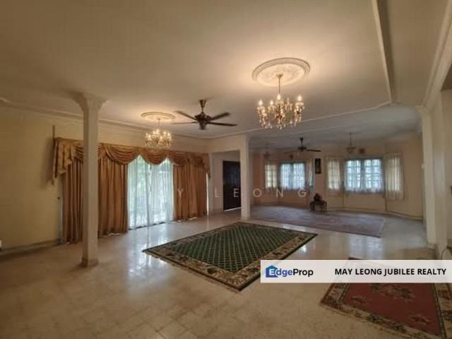 House for sale in Country Heights Damansara, Kuala Lumpur