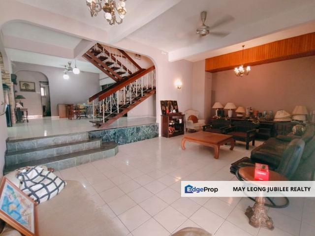 House for sale in Country Heights Damansara, Kuala Lumpur