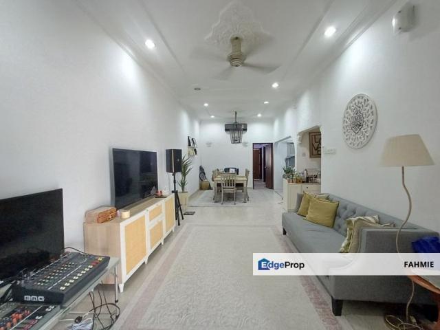 House for sale in Country Heights Damansara, Kuala Lumpur