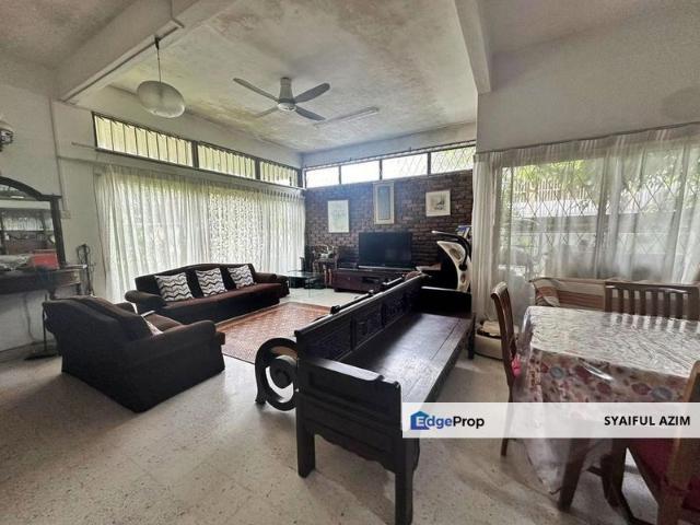 House for sale in Country Heights Damansara, Kuala Lumpur