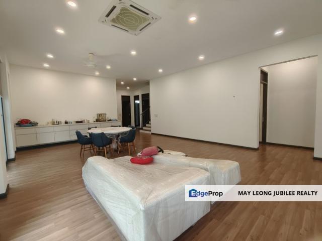 House for sale in Country Heights Damansara, Kuala Lumpur