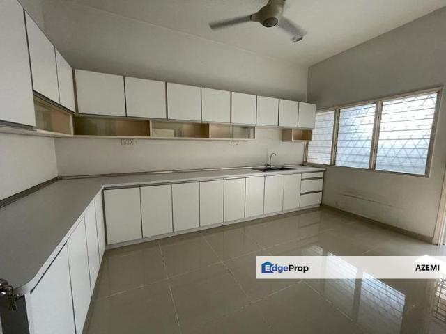 House for sale in Country Heights Damansara, Kuala Lumpur