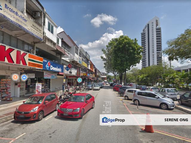 Shop for rent in Country Heights Damansara, Kuala Lumpur