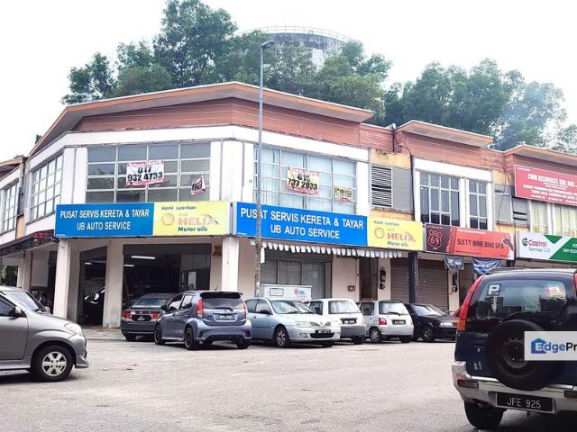 Shop for rent in Kajang, Langat
