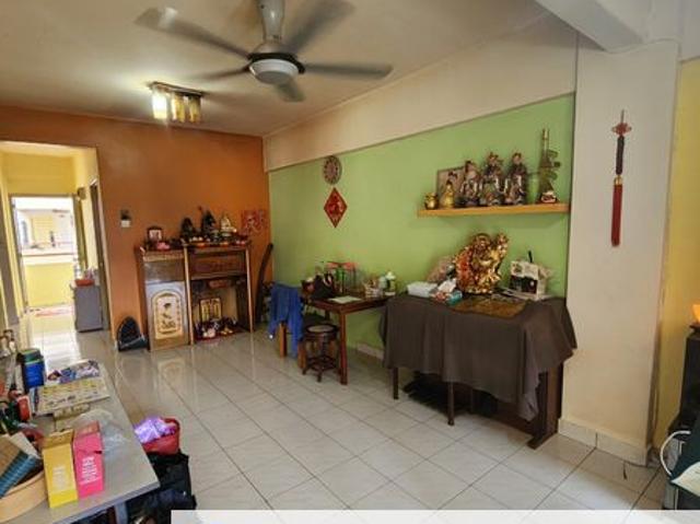 Flat for sale in Selayang, Selangor