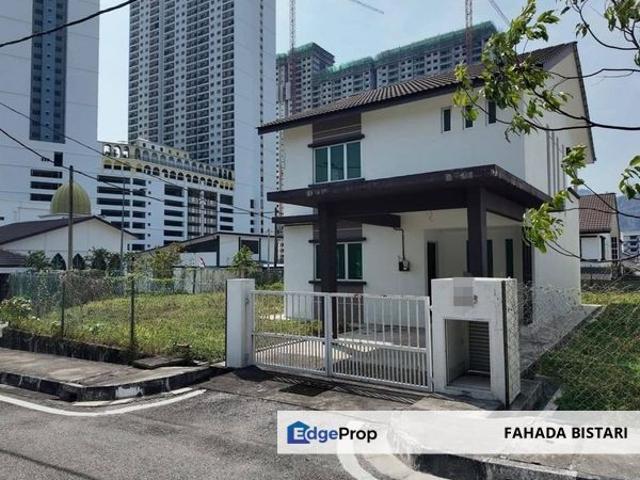 House for sale in Barat Daya, George Town