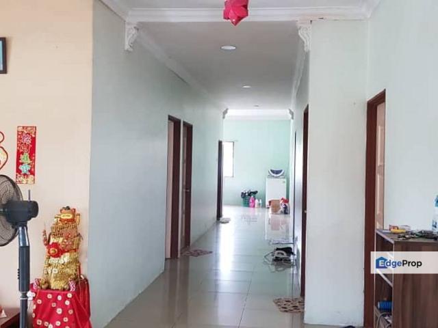House for sale in Langat, Selangor