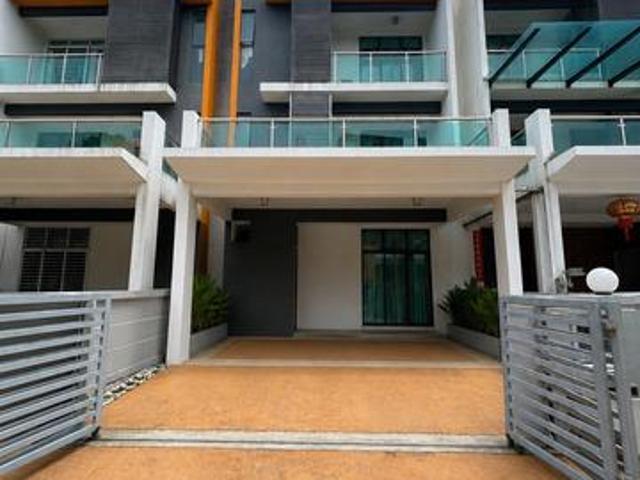 Terraced House for rent in Country Heights Damansara, Kuala Lumpur