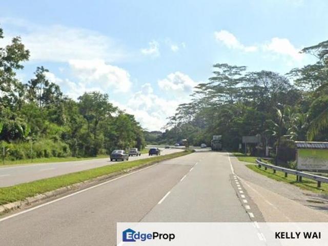 Shop for sale in Ulu Tiram, Johor