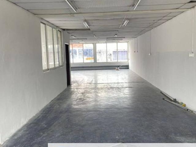 Shop for rent in Bukit Ledang, Johor