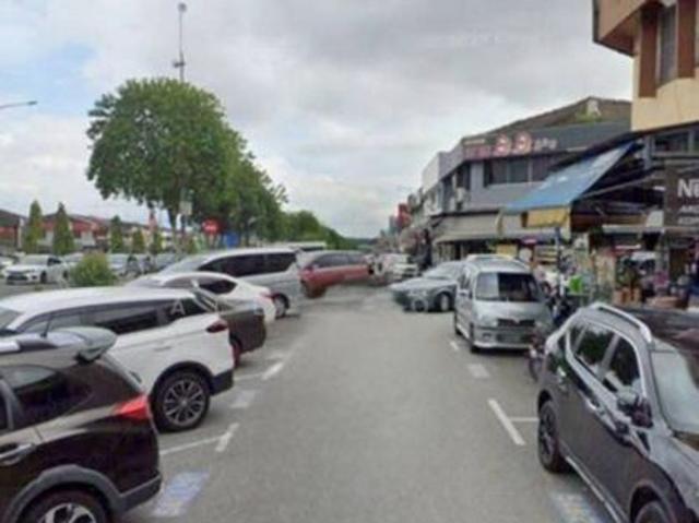 Shop for rent in Bukit Ledang, Johor