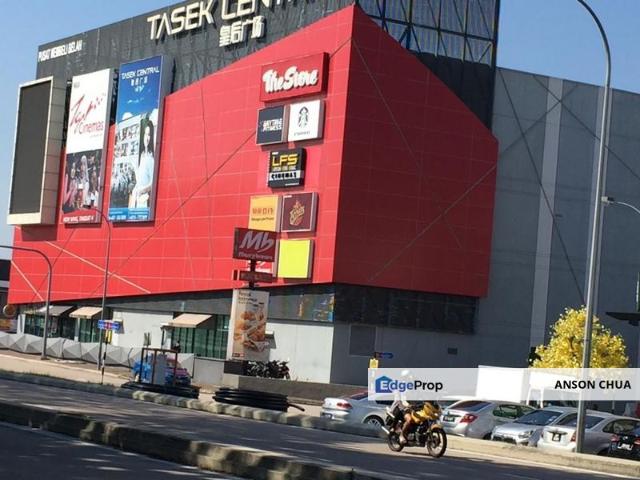 Shop for sale in Skudai, Iskandar Puteri