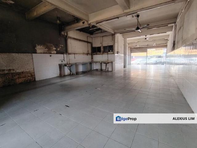 Shop for rent in Bukit Ledang, Johor