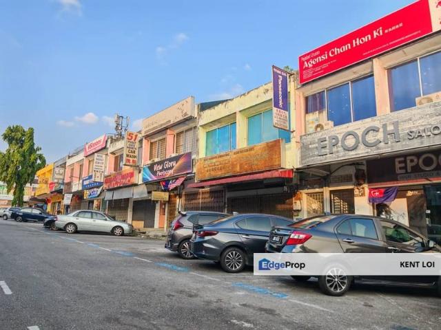 Shop for rent in Bukit Ledang, Johor