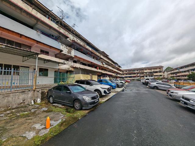 Flat for sale in Bukit Ledang, Johor