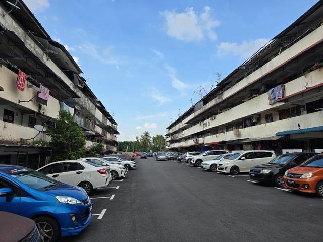 Flat for sale in Bukit Ledang, Johor