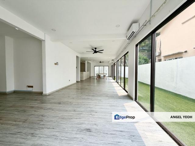 House for sale in Country Heights Damansara, Kuala Lumpur
