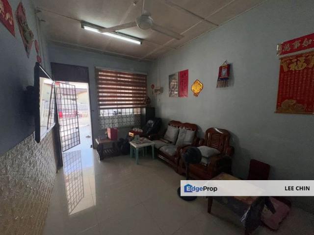 House for sale in Taman Universiti, Iskandar Puteri