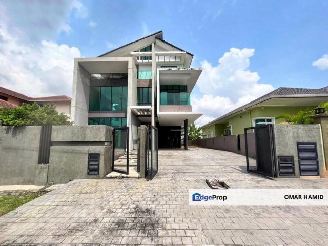 House for sale in Kajang, Langat