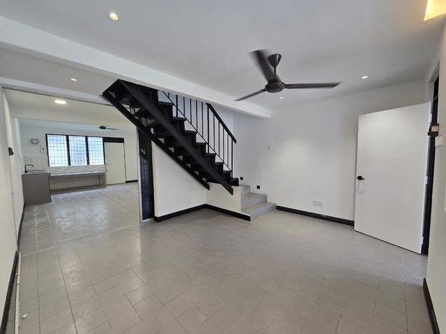 Terraced House for sale in Seri Kembangan, Majlis Bandaraya Subang Jaya