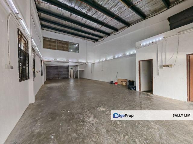 Warehouse for rent in Bukit Ledang, Johor