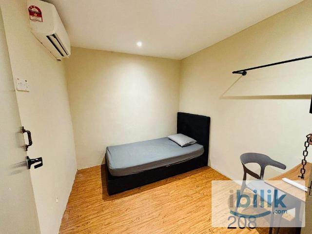Room for rent in Petaling, Damansara Damai