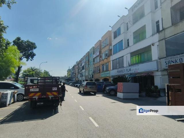 Shop for sale in Petaling, Subang Jaya