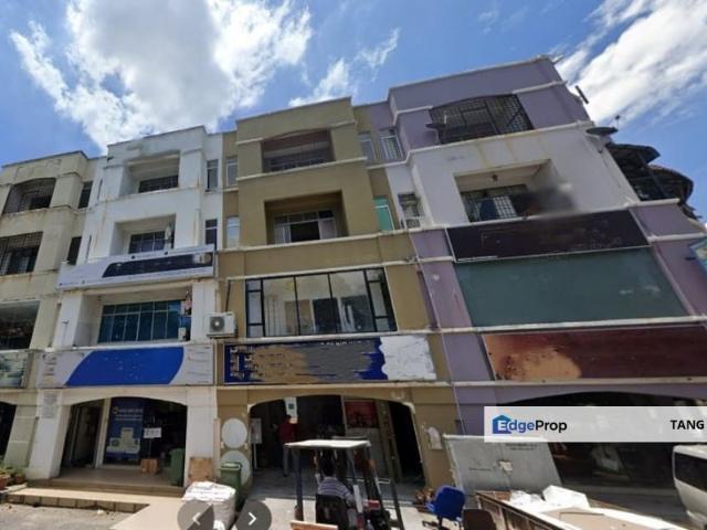Shop for sale in Petaling, Subang Jaya