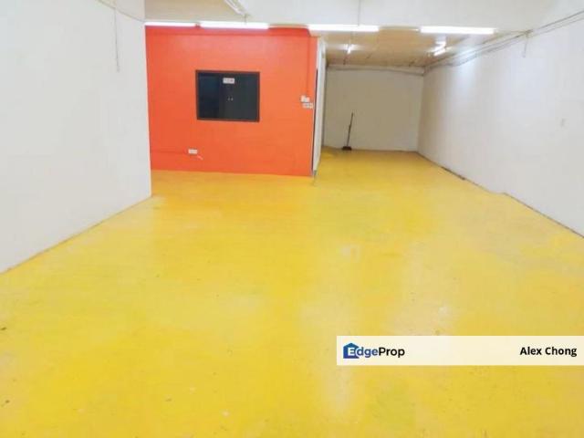 Shop for rent in Petaling, Subang Jaya