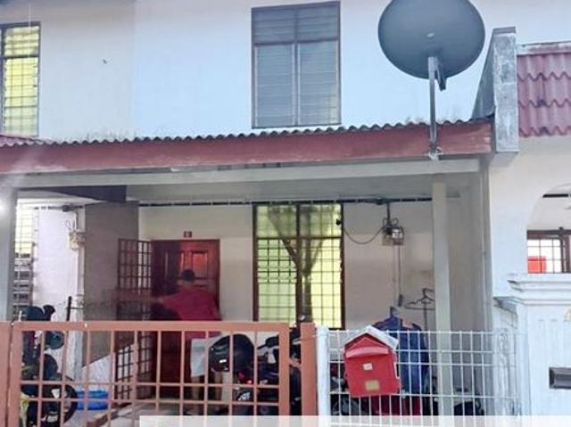 House for sale in Pekan Nanas, Johor