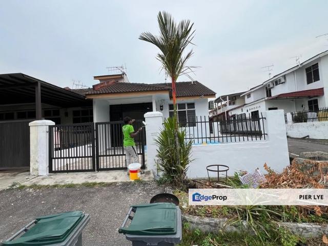 House for rent in Pekan Nanas, Johor