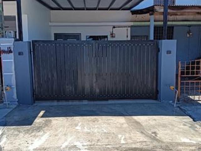 Terraced House for sale in Pekan Nanas, Johor