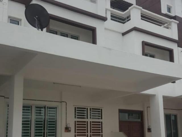 Terraced House for sale in Wellesley, Penang